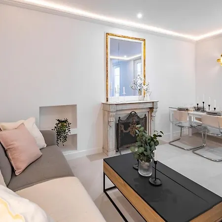 Haussmann - Champs-elysees * Παρίσι